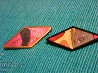 красиви маркови позлатани брошки