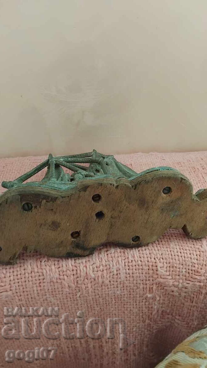 Licitație Statue sculptură antică din plastic, navă