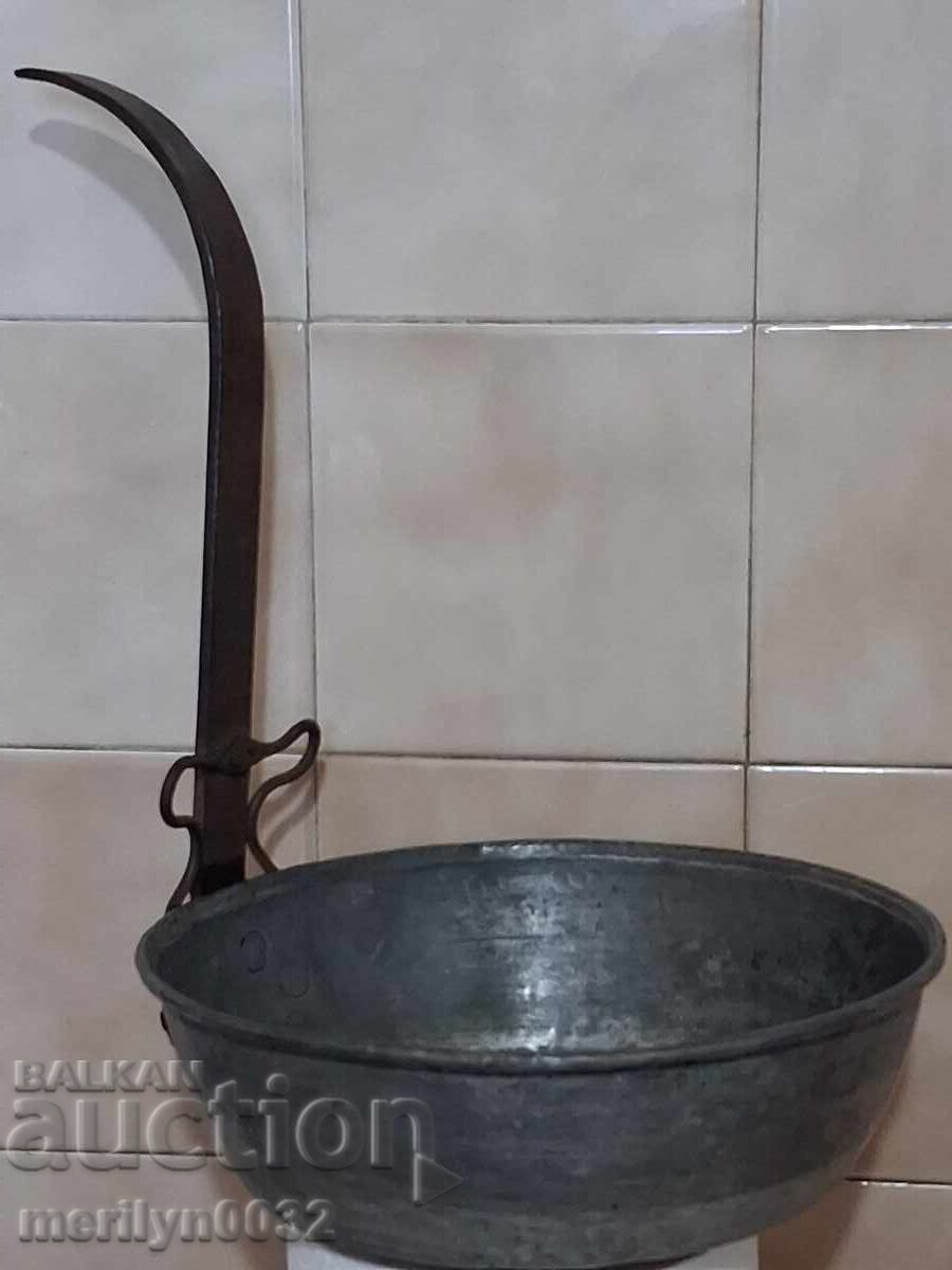 Tavă veche de cupru, cupru, tavă, vas de cupru Tavă veche de cupru, cupru, tavă, vas de cupru