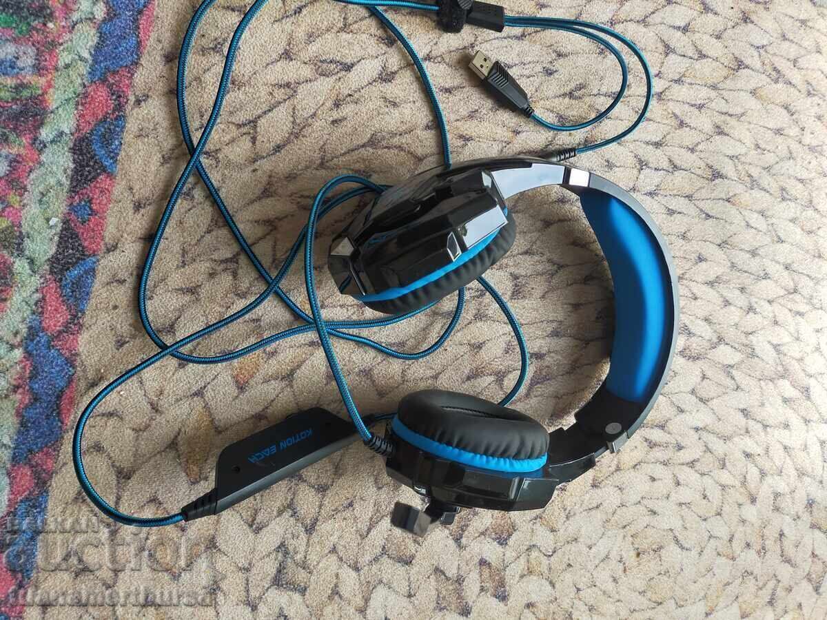 Licitație Căști 2 bucăți Licitație Căști 2 bucăți
