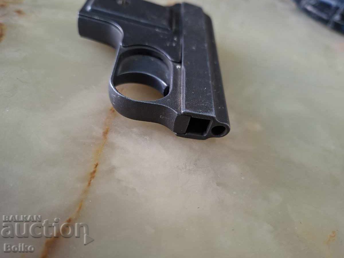 Auction  Signal pistol Czechoslovakia,
