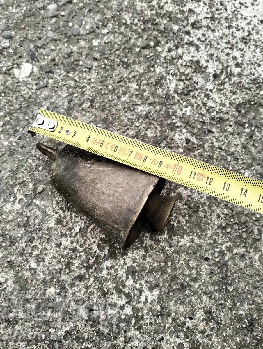 Licitație Cuva veche din bronz