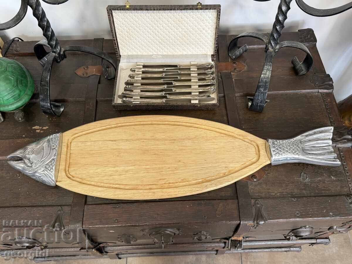 Placă / tavă vintage de servire în formă de pește. Nr. 7950 Placă / tavă vintage de servire în formă de pește. Nr. 7950