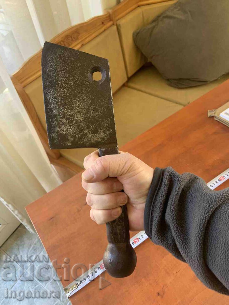 CUȚIT DE TĂIAT CODAT INSTRUMENT VECHI MARCAT cu preț € 63.00 | 123.22 BGN