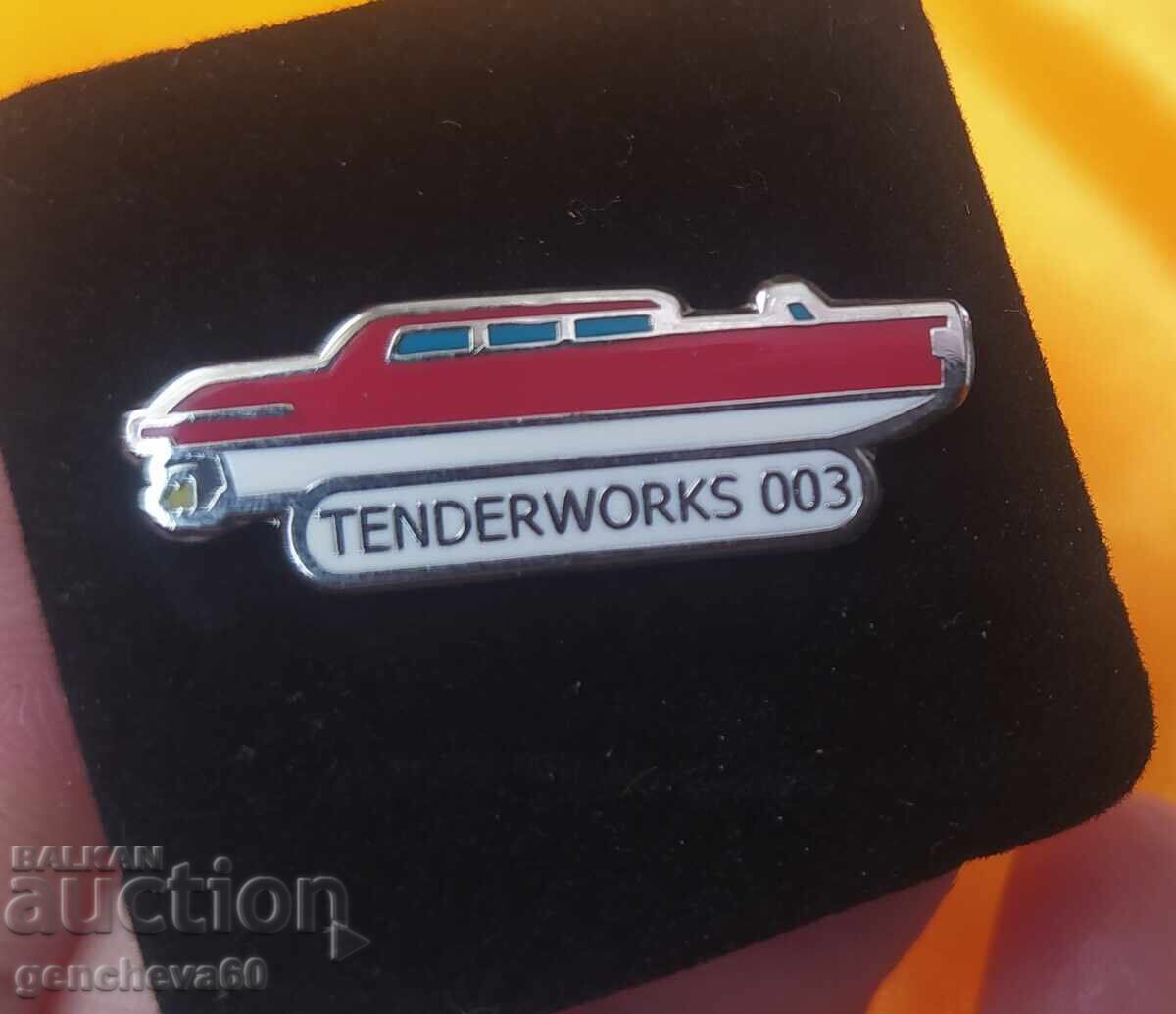 Insignă de colecție pentru rever, barcă de lux cu preț € 15.00 | 29.34 BGN