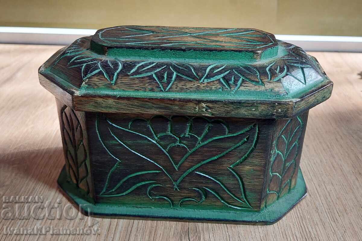 Cutie din lemn retro pentru colecționari