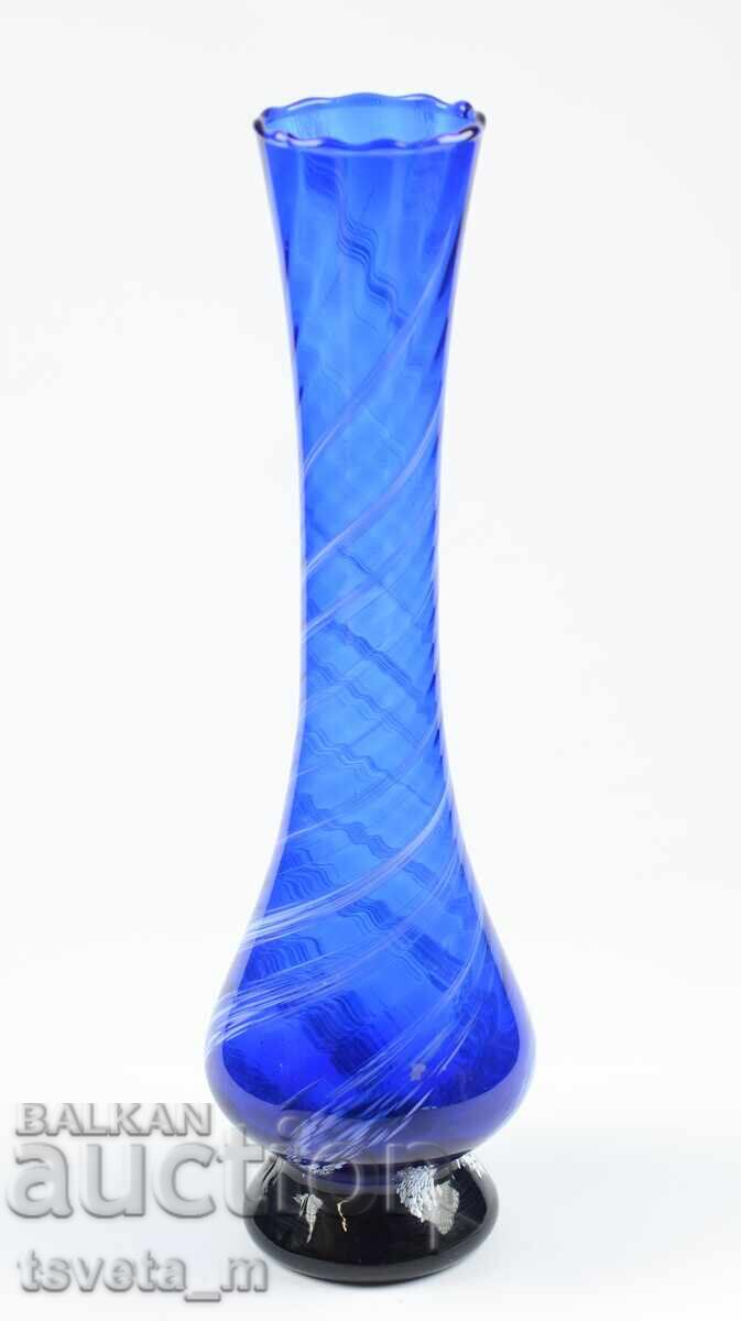 Βάζο από κοβαλτένιο μπλε γυαλί χειροποίητο με τιμή € 15.00 | 29.34 BGN