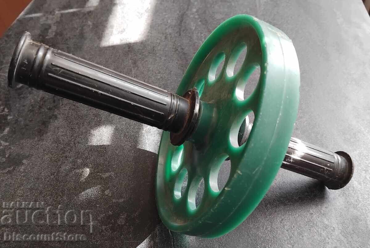 Roată pentru abdomene (Ab Wheel)