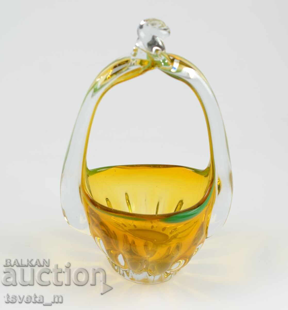 Coșuleț vintage din sticlă, fructieră Murano cu preț € 25.00 | 48.90 BGN