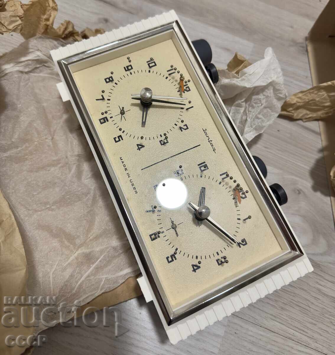 Izklyuchitelno ryadŭk chasovnik za shakh JANTAR - 5