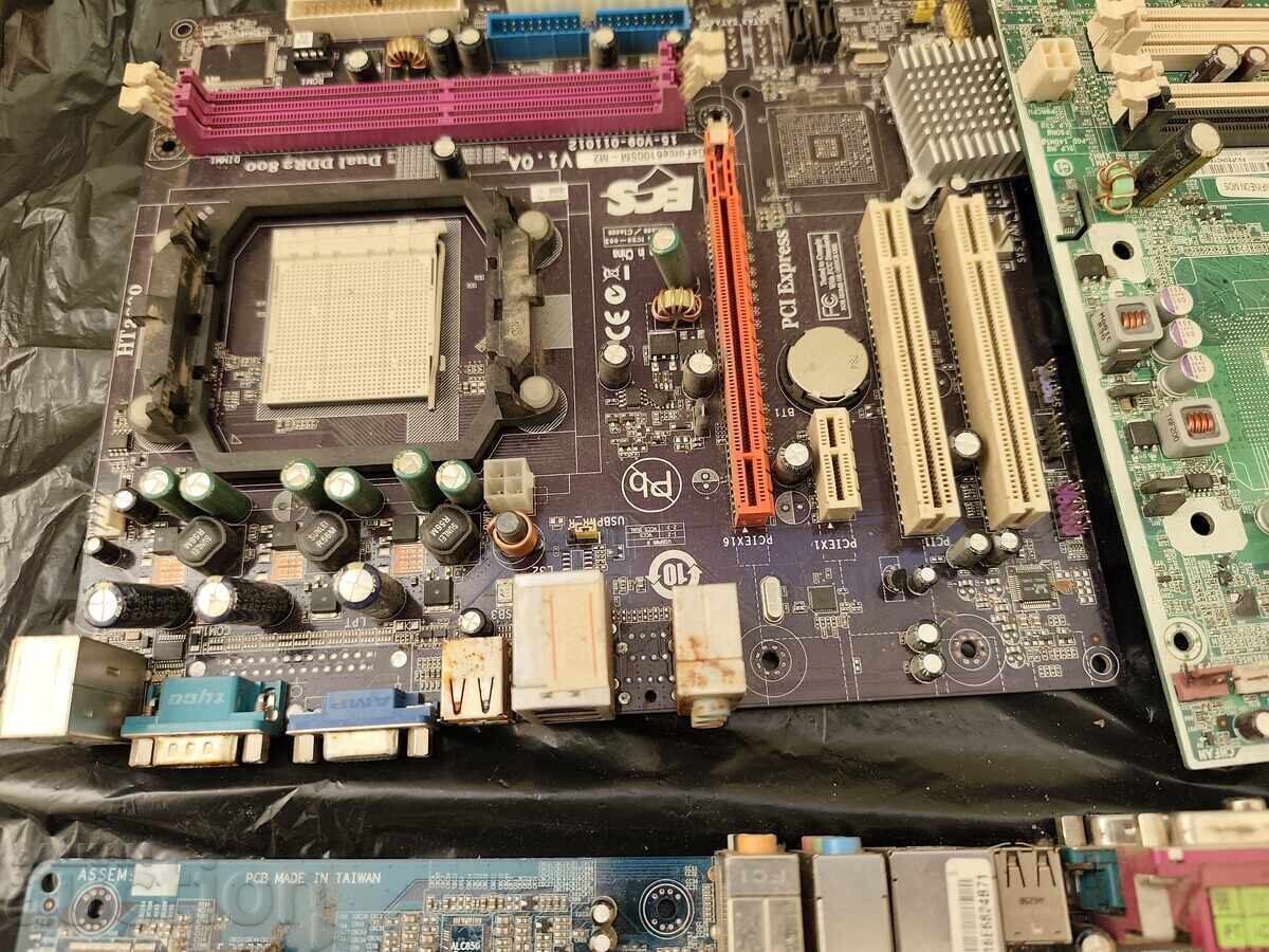 Licitație Electronic piese de schimb-plăci-lot-3