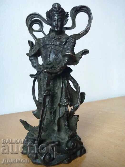 Statueta din bronz antic