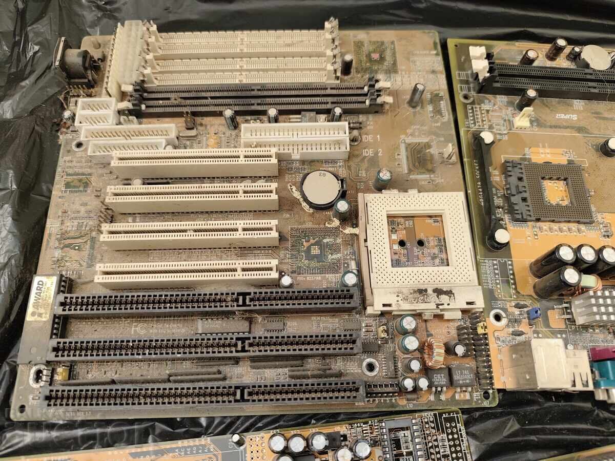 Δημοπρασία Elektronni platki za skrap - partida 4