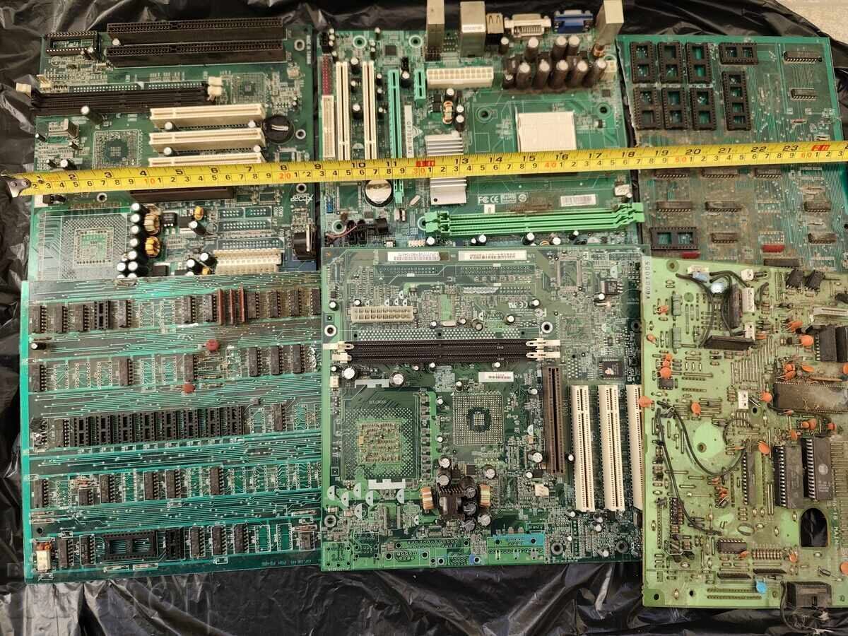 Electronic piese de schimb-plăci-lot-2 cu preț € 8.00 | 15.65 BGN Electronic piese de schimb-plăci-lot-2 cu preț € 8.00 | 15.65 BGN