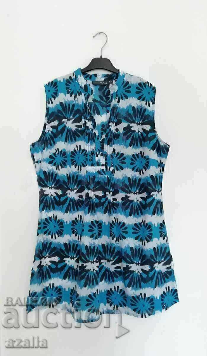 Tunica/rochie de plaja cu imprimeuri florale albastre Tunica/rochie de plaja cu imprimeuri florale albastre