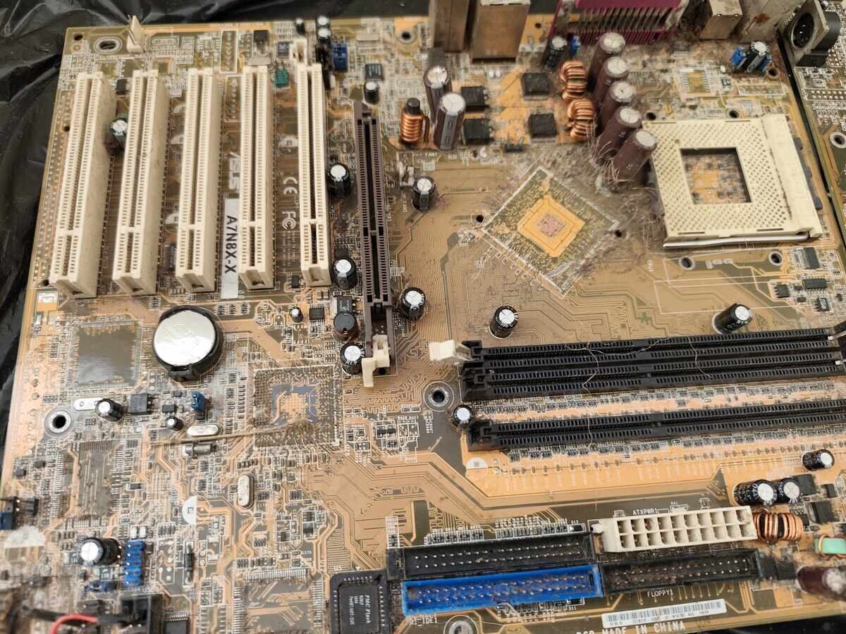 Licitație Lot 5 piese electronice - plăci de circuit - sucitor