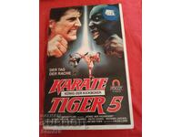 Karate Tigru 5 - Caseta video