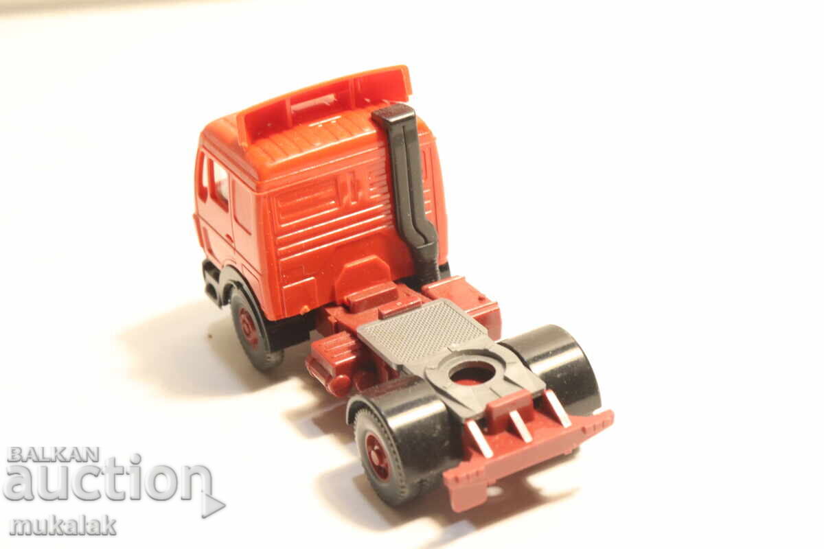 Livrarea WIKING H0 1/87 MERCEDES CAMION TRACTOR TIR MODEL MASINUTA