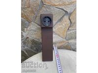 Apartament cu panou de contact electric de la bloc