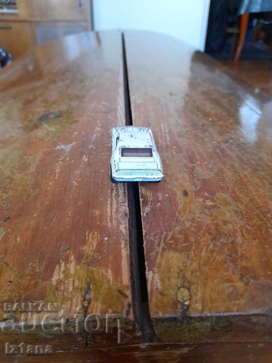 Licitație Mașină veche, cărucior Camaro