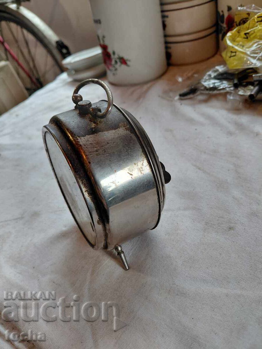 Ceas vechi Rodina cu preț € 7.00 | 13.69 BGN