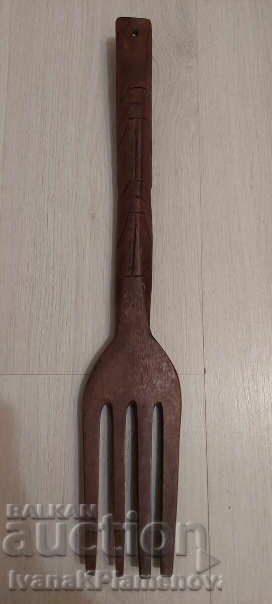 Sculpturi în lemn pentru cunoscători 50cm pentru interior cu preț € 18.00 | 35.21 BGN