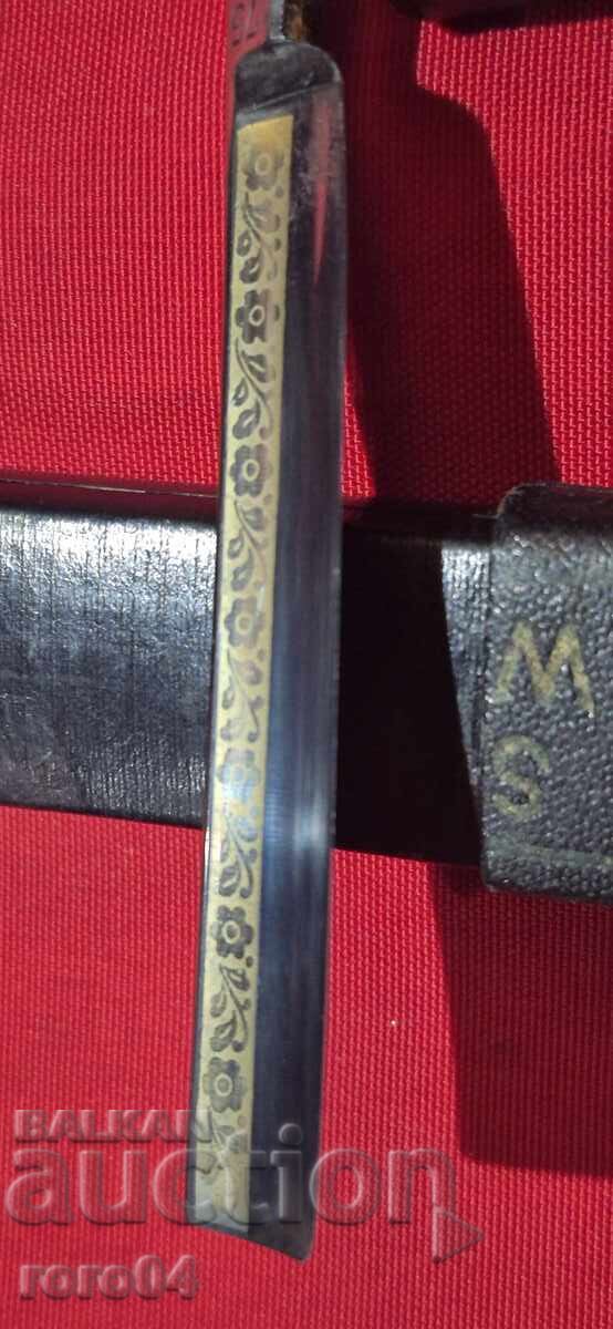 БРЪСНАЧ - SOLINGEN / СОЛИНГЕН - ПОЗЛАТА - ПЕРФЕКТЕН - 7 БРЪСНАЧ - SOLINGEN / СОЛИНГЕН - ПОЗЛАТА - ПЕРФЕКТЕН - 7