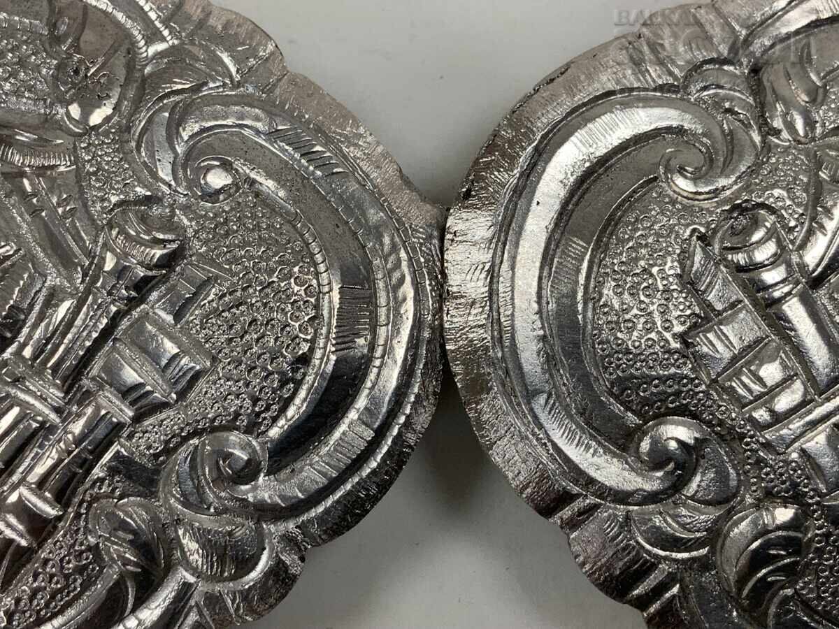Livrarea Paftale renascentiste din argint, turnate și forjate