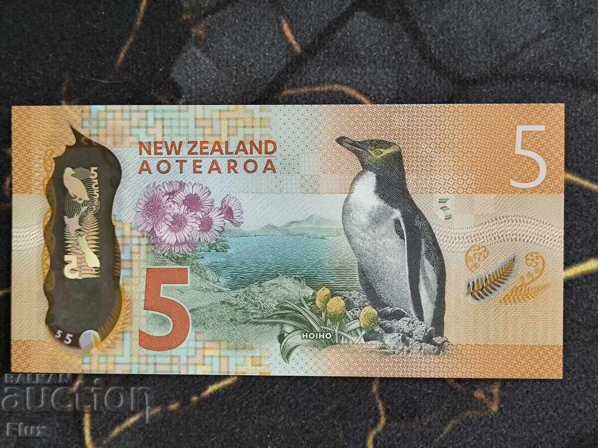 Bancnotă - Noua Zeelandă - 5 dolari UNC | 2015 cu preț € 8.50 | 16.62 BGN Bancnotă - Noua Zeelandă - 5 dolari UNC | 2015 cu preț € 8.50 | 16.62 BGN
