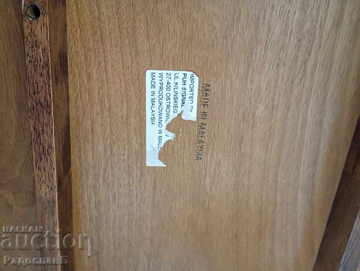 Livrarea Masă mare de sufragerie retro (150 cm) din lemn masiv – Nuc / S Livrarea Masă mare de sufragerie retro (150 cm) din lemn masiv – Nuc / S