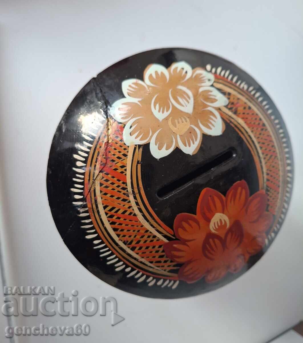 Stara ruska dŭrvena kasichka GŬBA- matr’oshka - 6 Stara ruska dŭrvena kasichka GŬBA- matr’oshka - 6