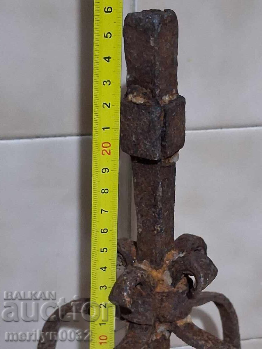 Livrarea Sfeșnic antic lampă din fier forjat din secolul al XVIII-lea primitiv