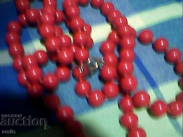 Delivery of Necklace lot