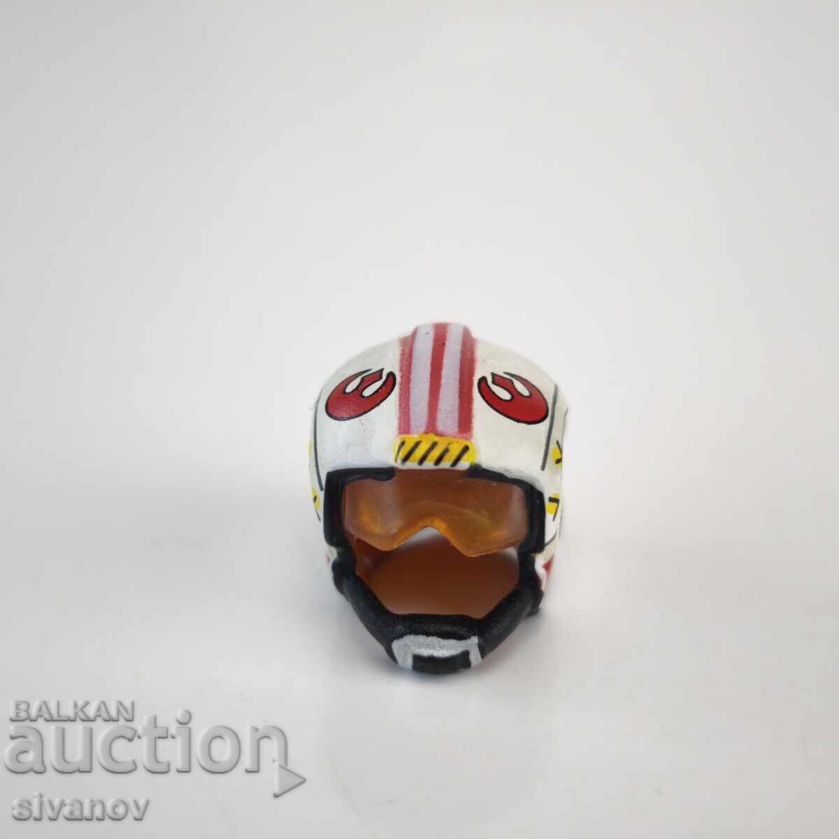 LEGO Luke Skywalker's Miniature Pilot Helmet #6335 LEGO Luke Skywalker's Miniature Pilot Helmet #6335
