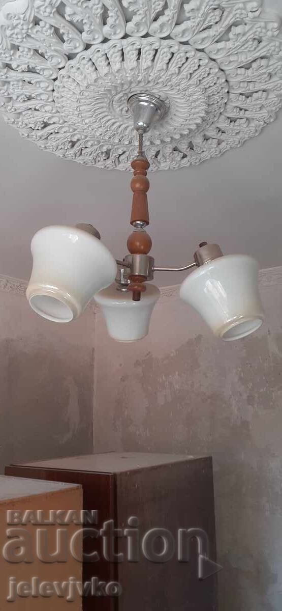 Ένας πολυέλαιος