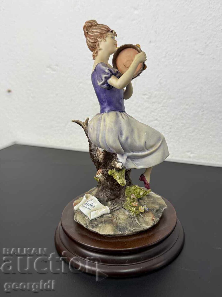 Livrarea Figurină din porțelan Sartori / Sartori / Capodimonte nr. 7962