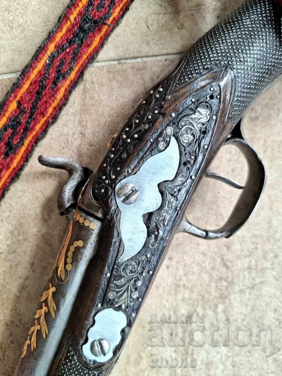 Δημοπρασία Πιστόλι, κάψουλα, πιστόλι, σιφόνι, μπουκάλι, γαρίφαλο