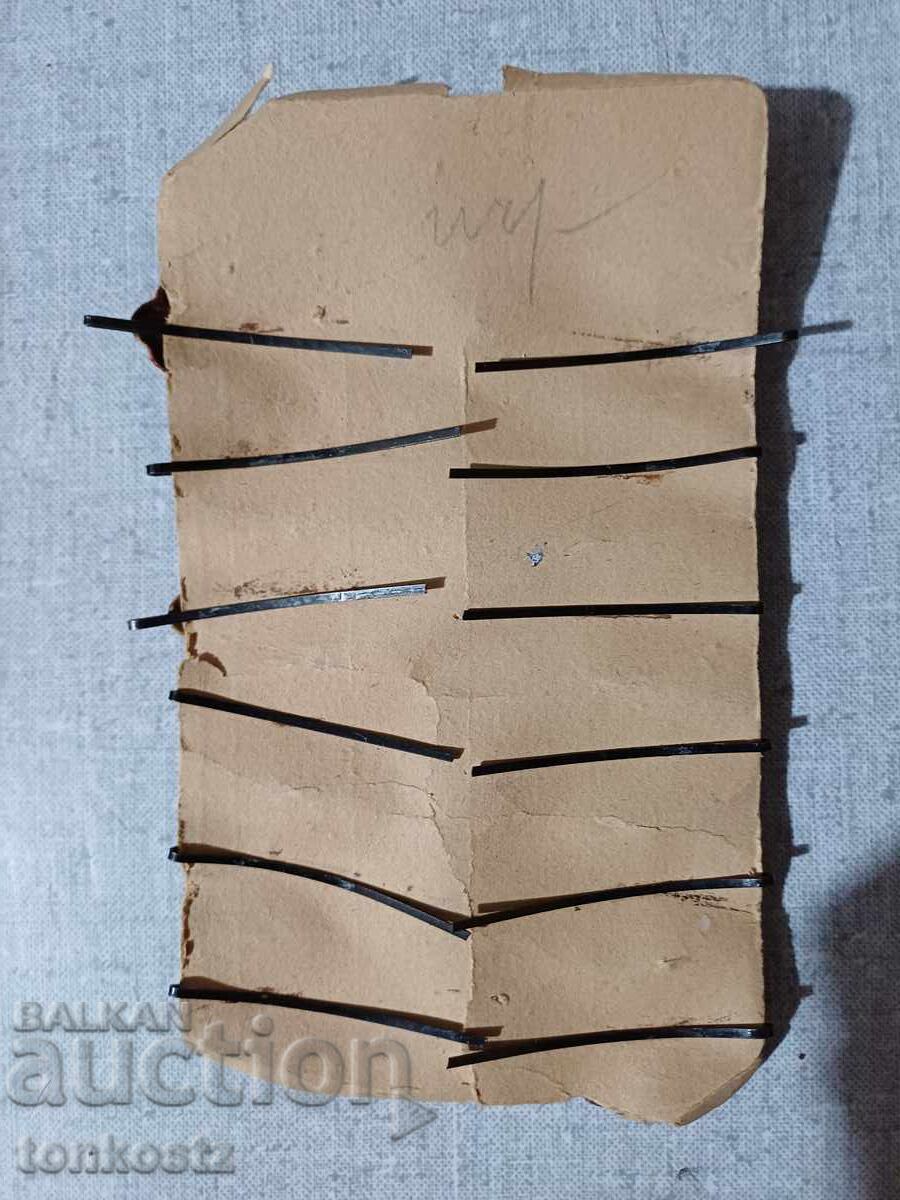 Șnururi de păr NEUHIT 1920 40 g cu preț € 15.00 | 29.34 BGN