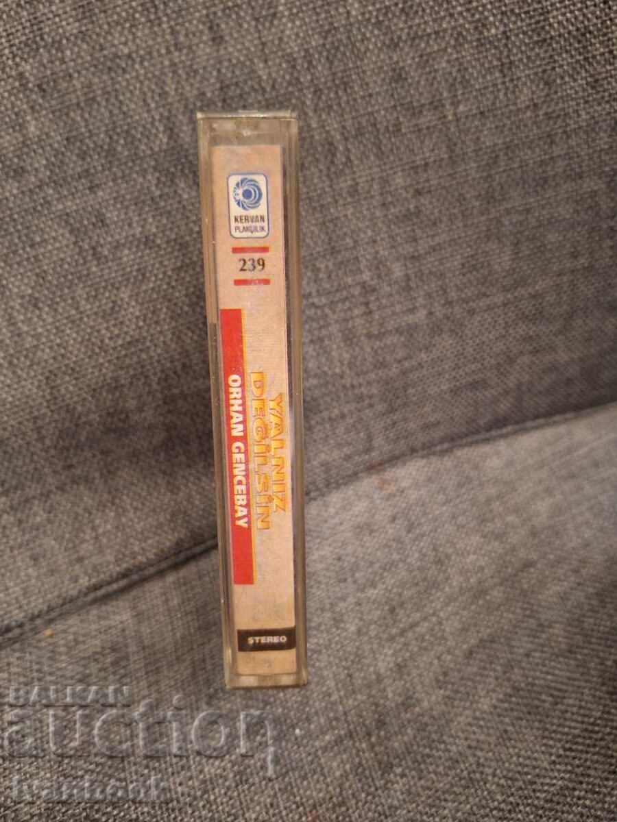 Casetă audio - Yalniz Delgisin cu preț € 1.49 | 2.91 BGN