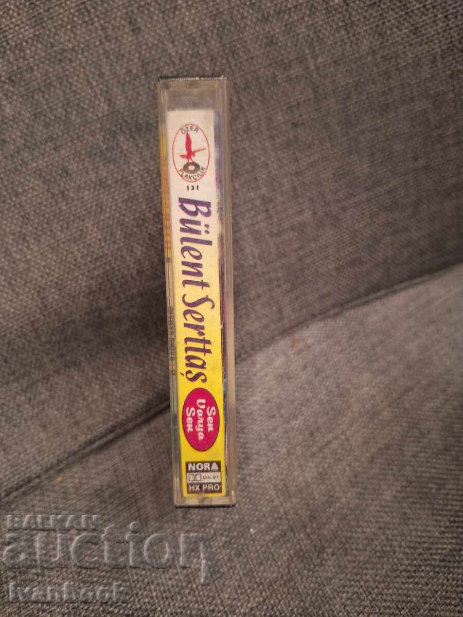 Casetă audio - Bulent Serttas cu preț € 1.49 | 2.91 BGN