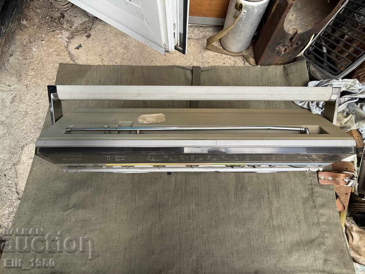 Παράδοση Μεγάλο Ιαπωνικό κασετόφωνο SILVER