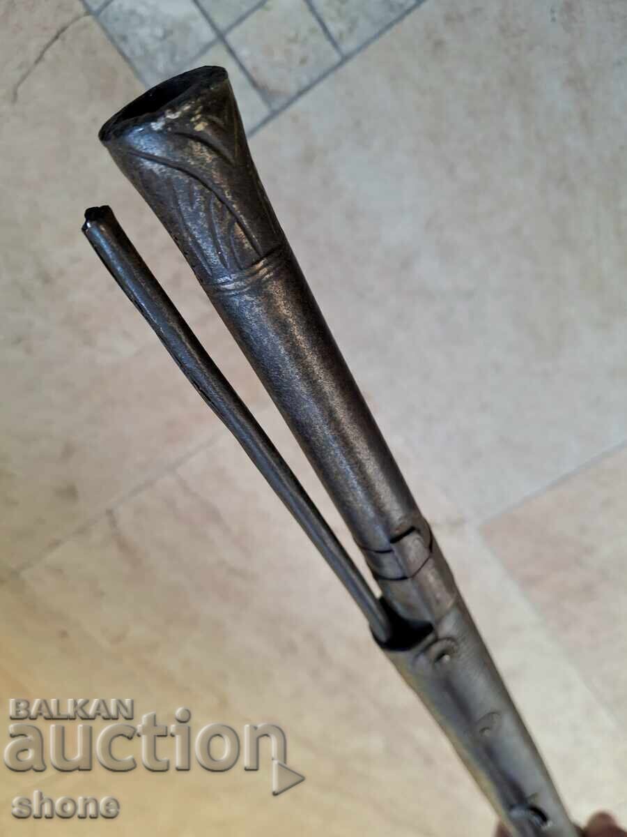 Pistol, fitil, cremă, țigară, boilie, cuișor - 12