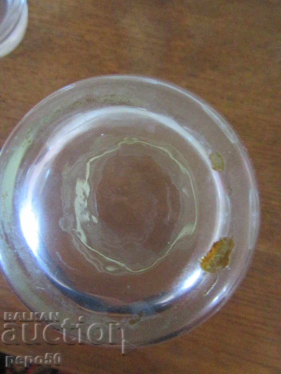 Licitație 6 buc. pahare cu inele galbene și aurii - Epoca de Aur timpurie Licitație 6 buc. pahare cu inele galbene și aurii - Epoca de Aur timpurie