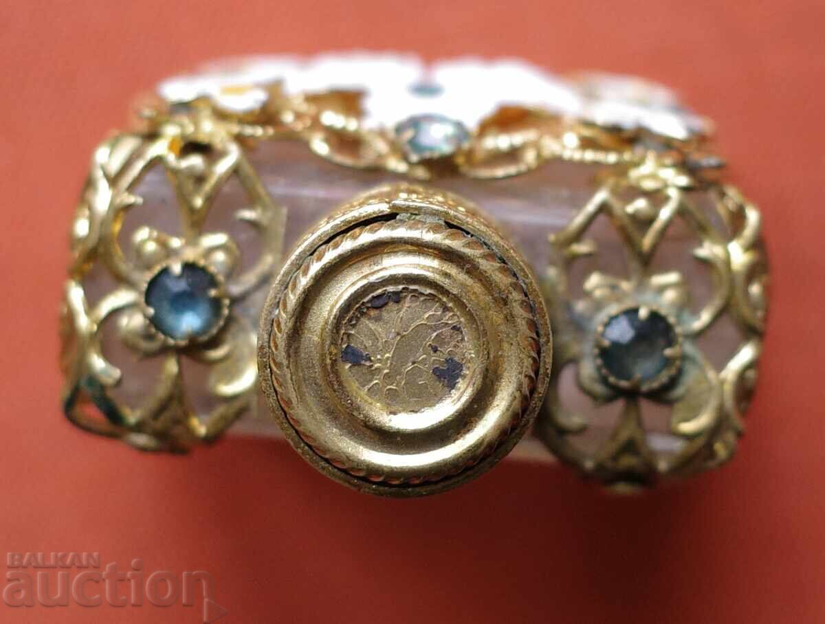 Παράδοση Butilka za parfyum za pŭtuvane