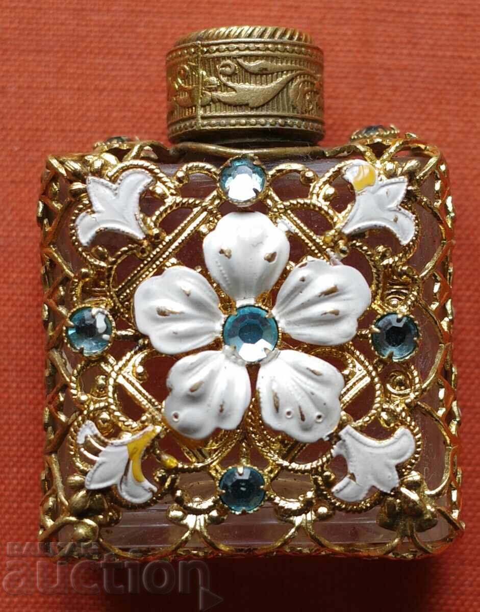 Butilka za parfyum za pŭtuvane