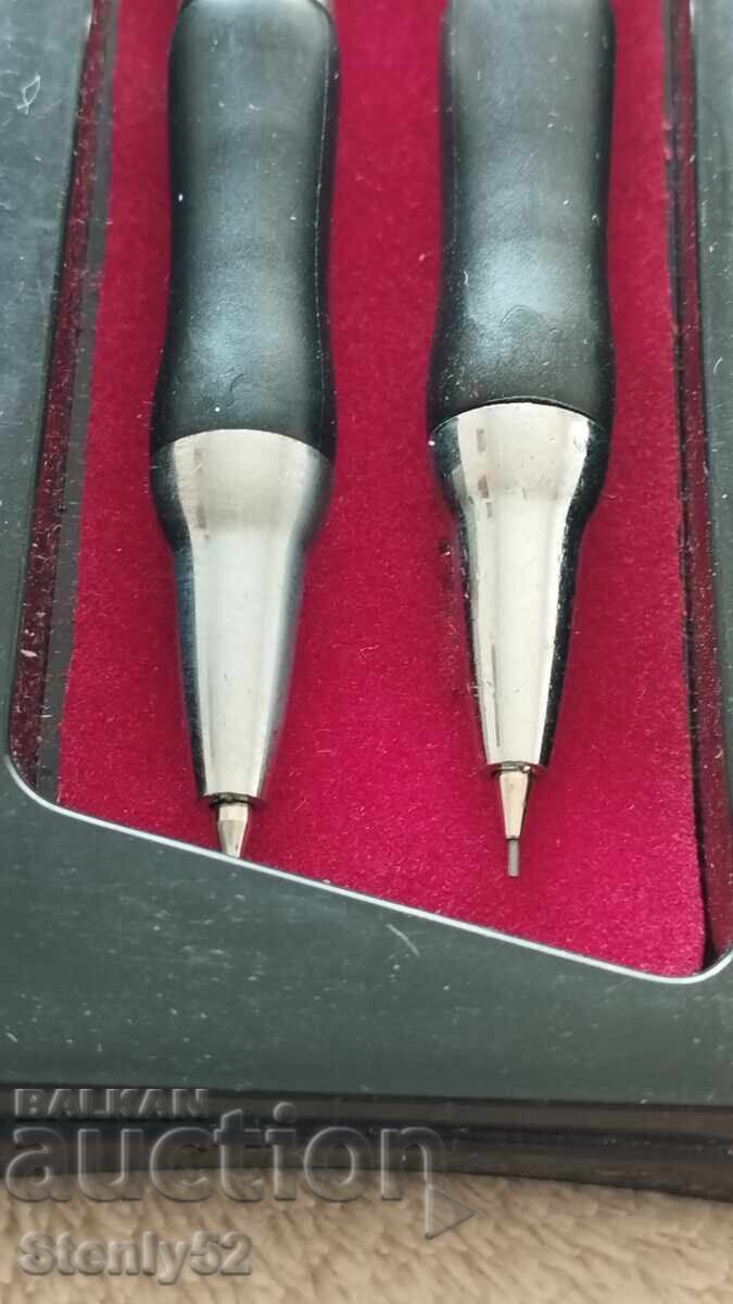 Pix și creion pentru graffiti + graffiti cu preț € 5.00 | 9.78 BGN