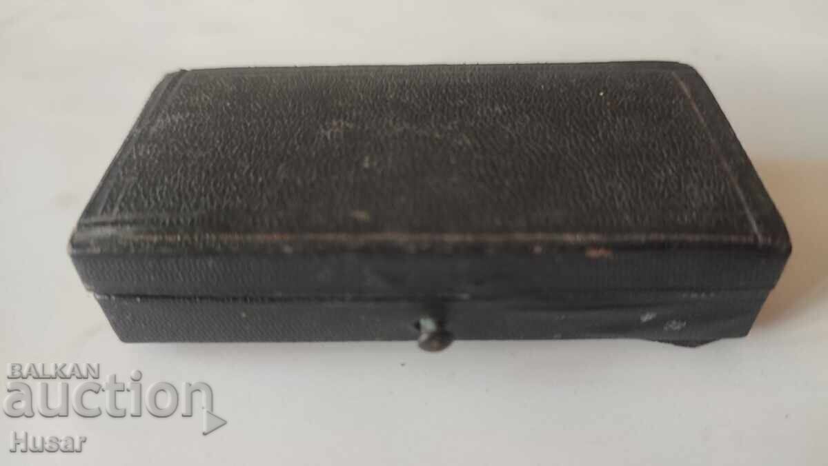 Dirty baby syringe, injection, pre-PSV ?? miniature - 5