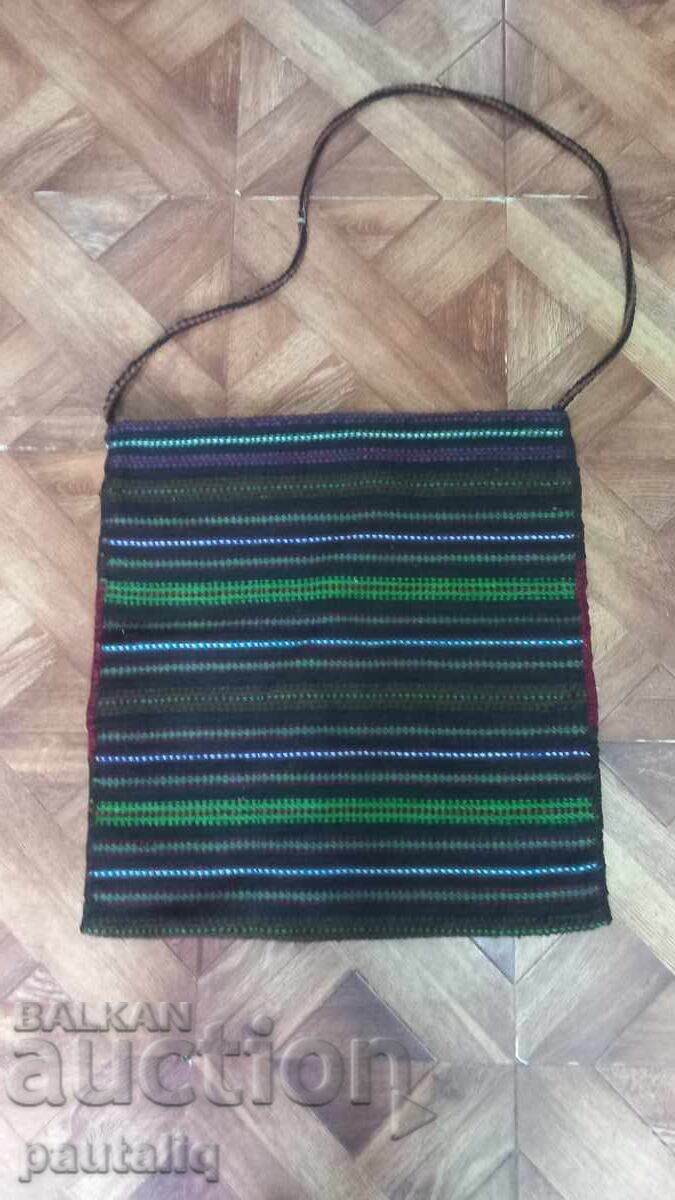 Χειροποίητη μάλλινη τσάντα Χειροποίητη μάλλινη τσάντα