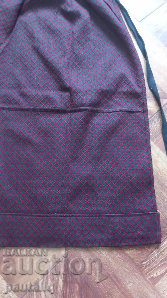 Δημοπρασία ΠΟΔΙΑ ΓΙΑ ΚΟΣΤΟΥΜΙΑ KYUSTENDIL