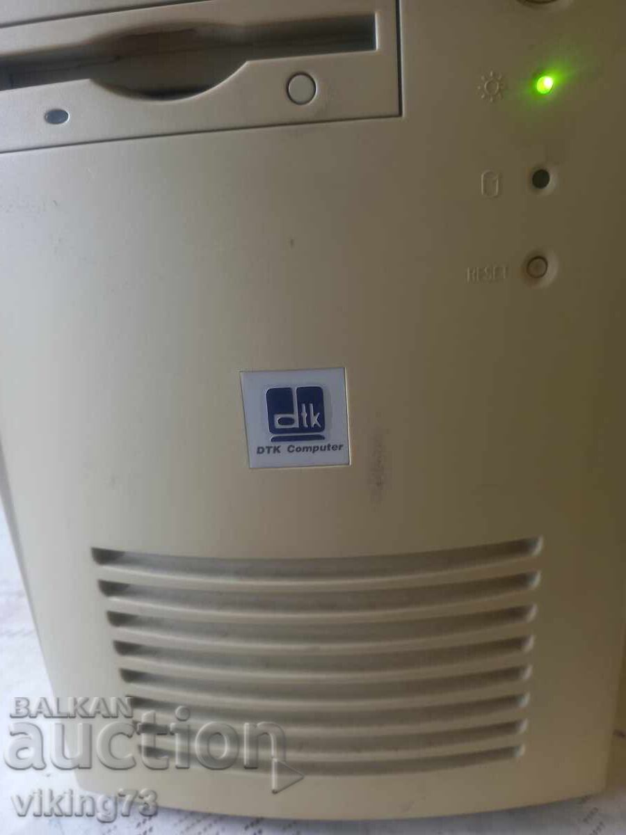 Retro computer DTK with price € 29.00 | 56.72 BGN